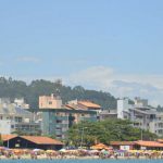 Já conhece a Praia de Ponta das Canas em Florianópolis